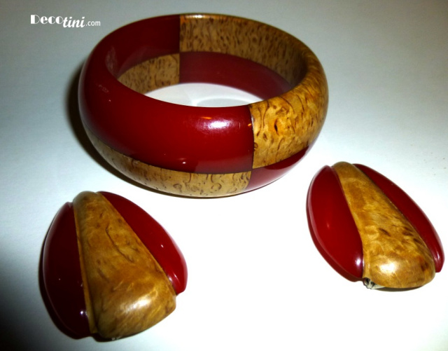 Red Bakelite Laminated Bangle with Clips.  Book Piece.